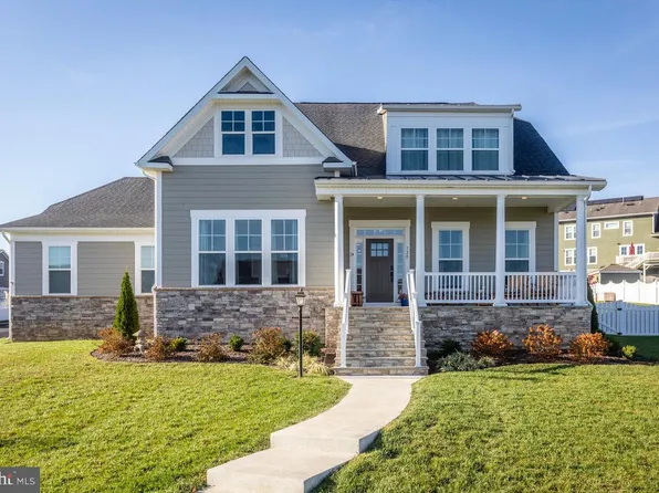 520 Mollys Way Ln, Harrisonburg, VA 22801