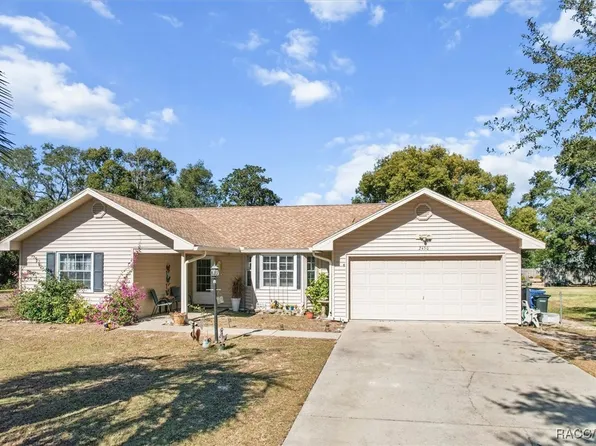 2450 N Brentwood Cir, Lecanto, FL 34461