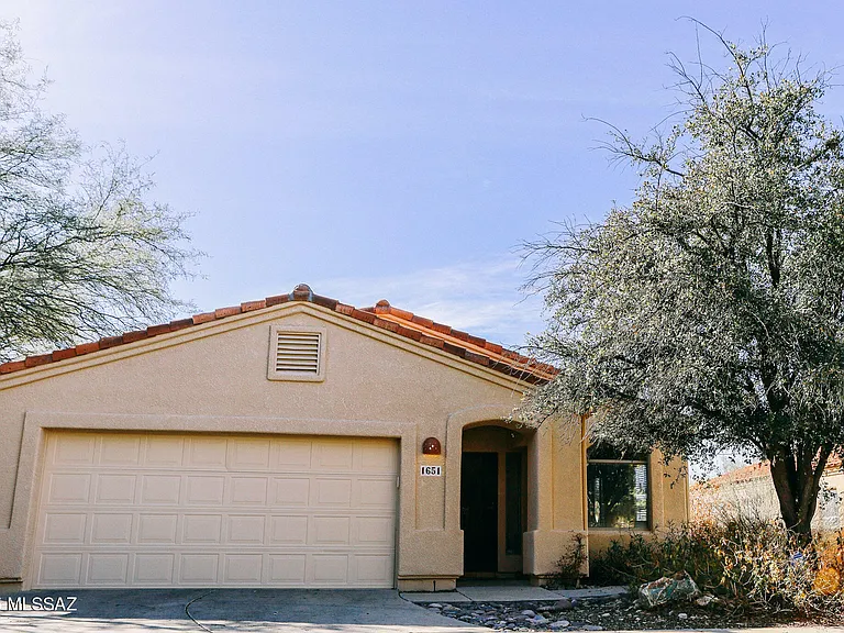 1651 N Pima Ct — Photo 2