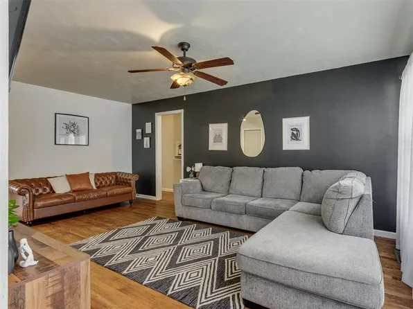 1417 Rinehart Dr, El Reno, OK 73036