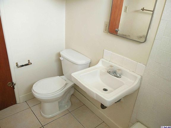 4th image of 9017 Arcadia Ave APT L