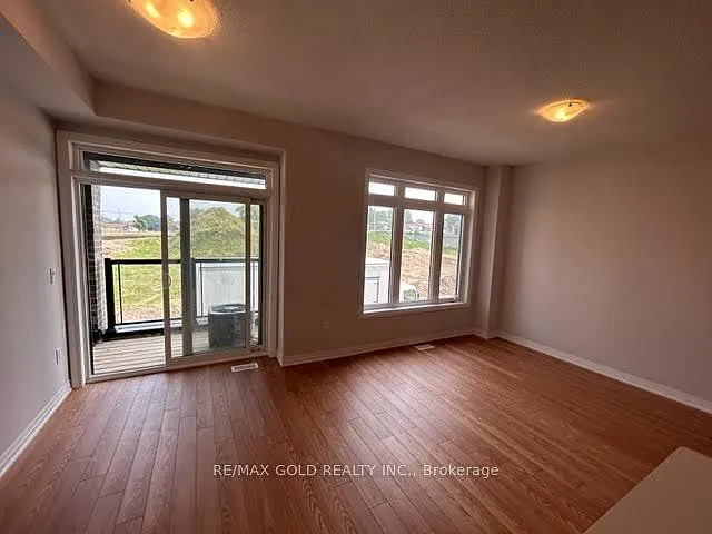 585 Colborne St #1010 — Photo 21