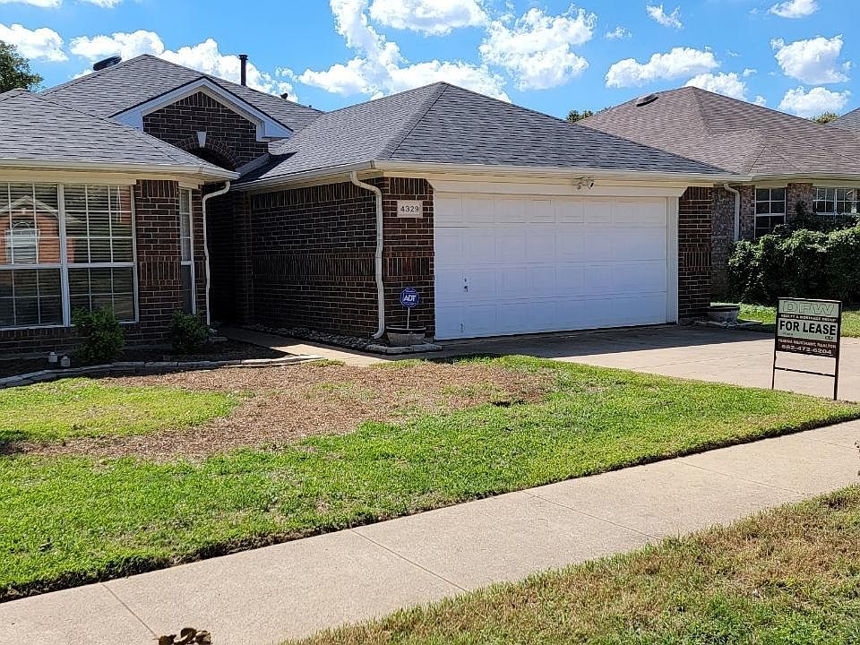 1st image of 4329 Stone Hollow Way