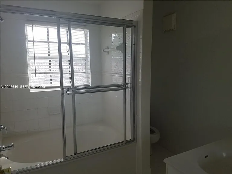 18741 SW 25th Ct #18741 — Photo 18