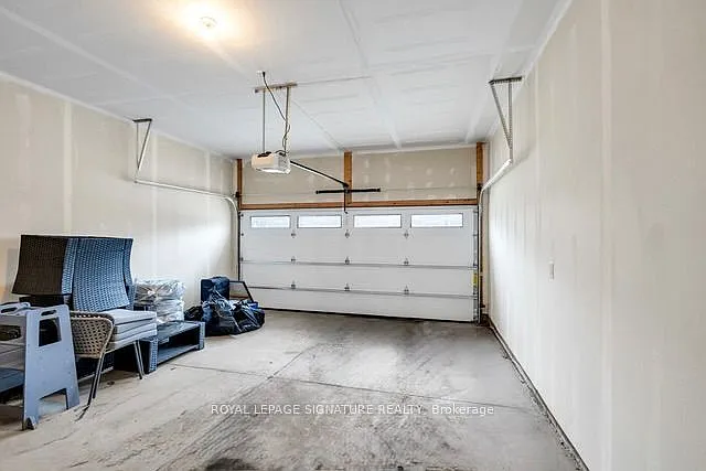 13 Damude Ave — Photo 41