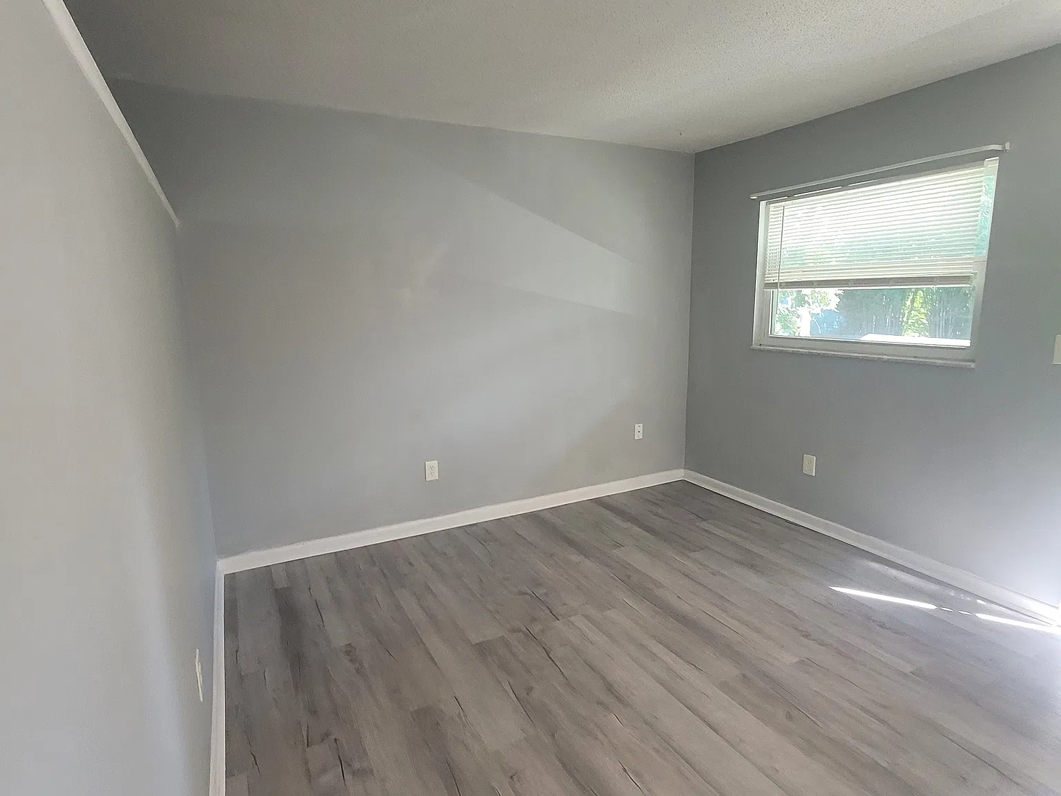 521 S Osceola Ave — Photo 3
