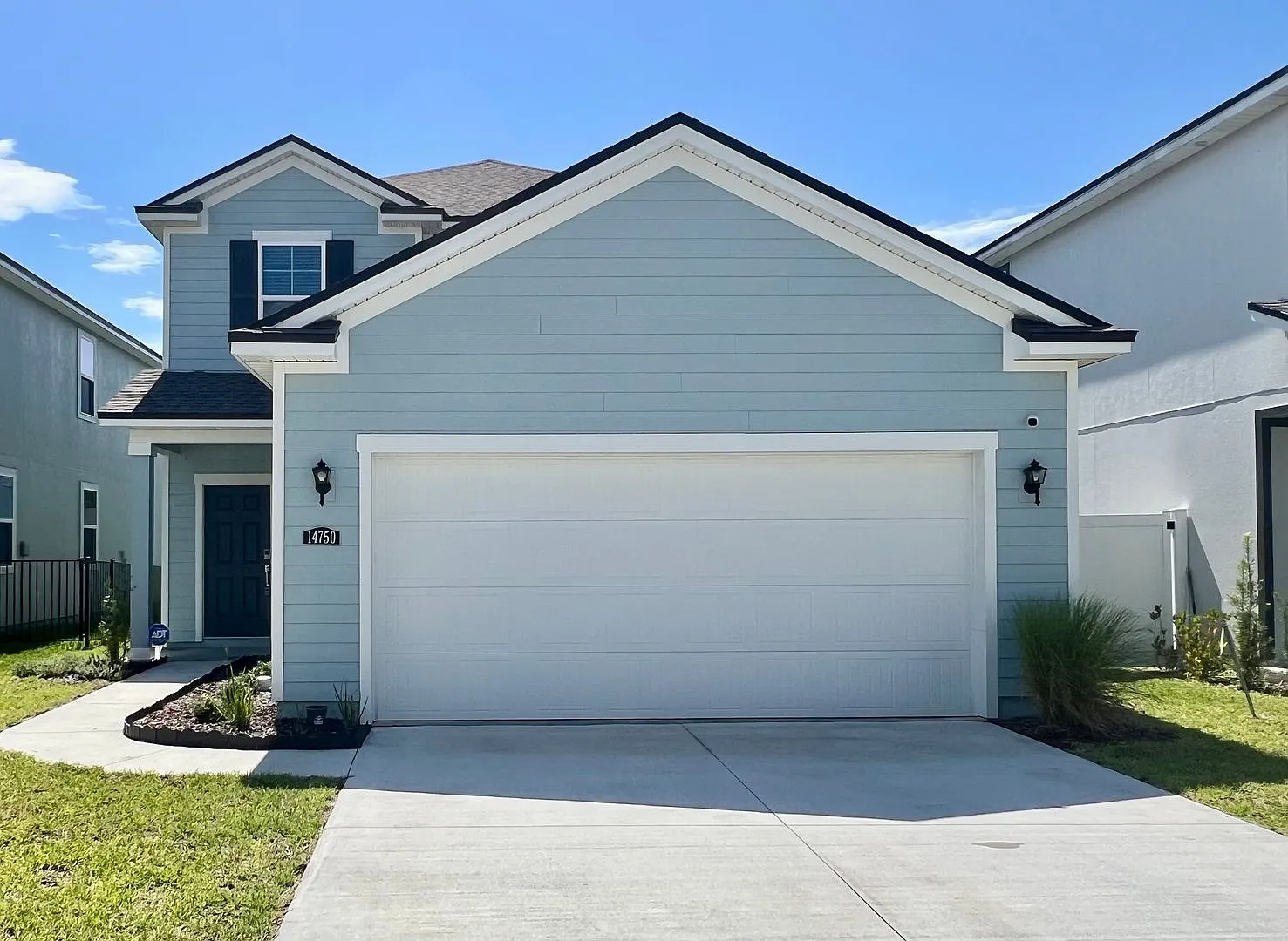 Large 4 Bed, 3 Bath Home with Loft Built in 2024! — Photo 1