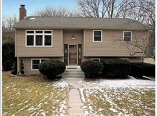 30 Madison Dr, Bristol, CT 06010