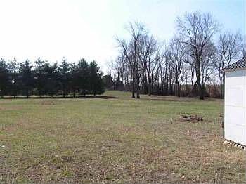 3rd image of 160 Belgium Ct