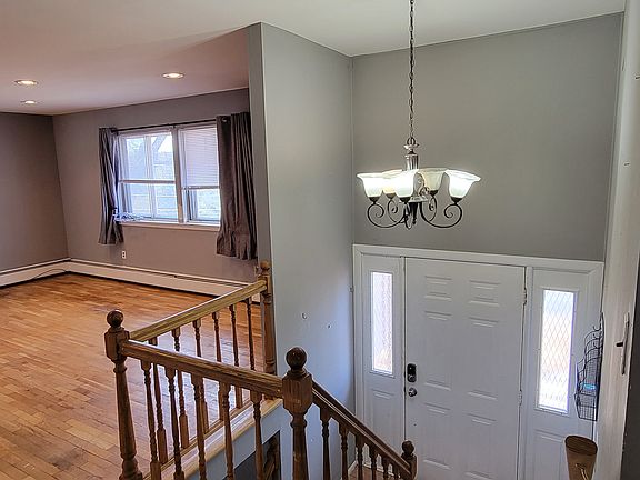 2nd image of 15 Greenwood Dr