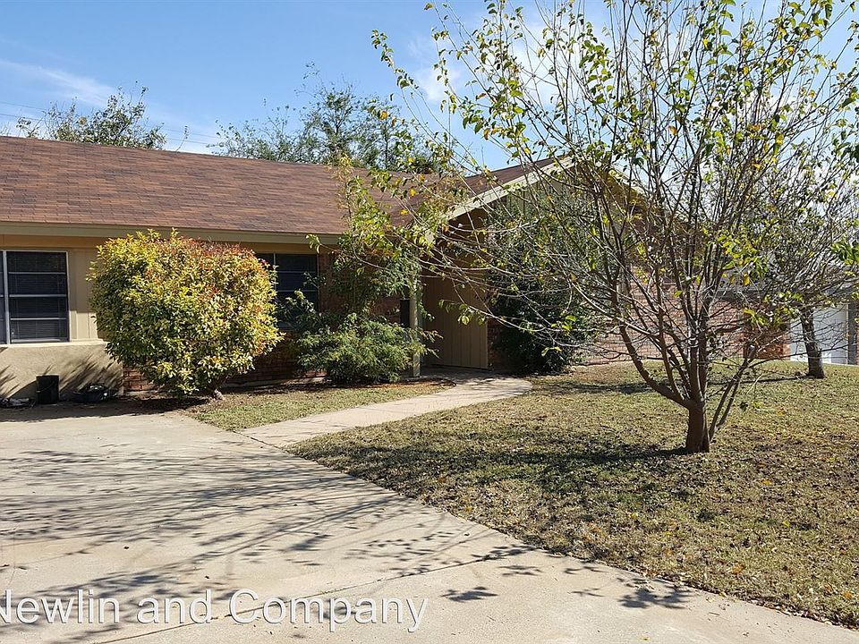 1st image of 3122 Edgewood Dr