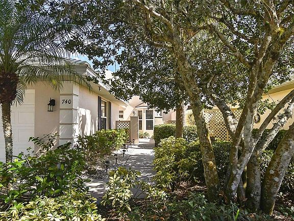 2nd image of 740 Brightside Crescent Dr #21