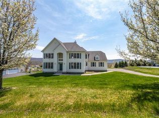 30 Heather Rdg, Highland Mills, NY 10930