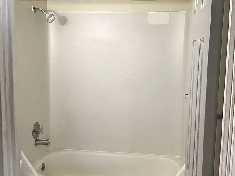 840 SW Grove St — Photo 23
