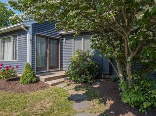 41 Tamarack Dr UNIT 41, Amherst, MA 01002