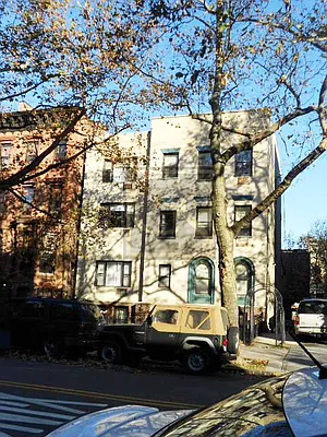 Rented by Gold Star | media 11