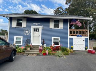 20 Repose Ln, Wareham, MA 02571