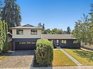 8209 NE 144th St, Kirkland, WA 98034