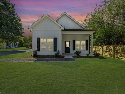 1012 Short St, Burlington, NC, 27217