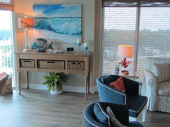 4th image of 2668 Beach Blvd