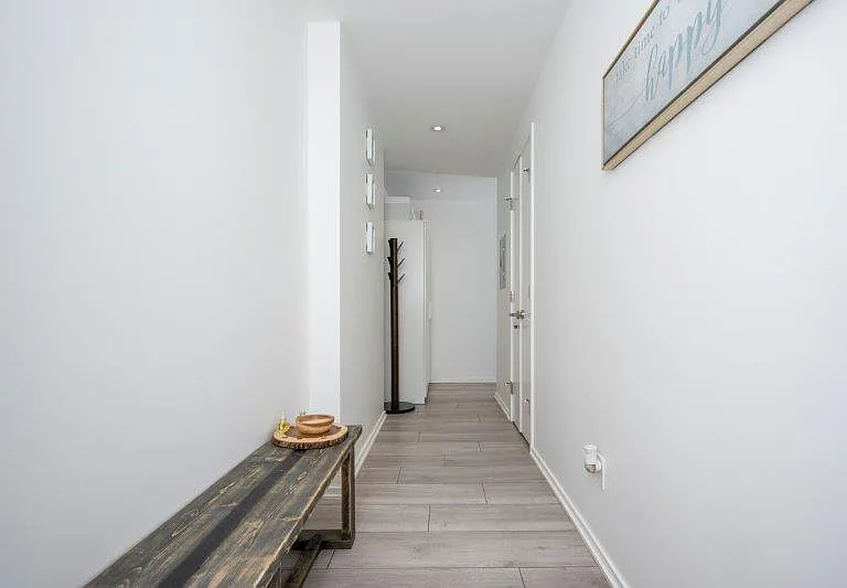 615 6th Ave SE #710 — Photo 18