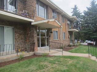 4229 W Rivers Edge Cir #105, Milwaukee, WI 53209