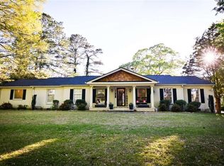 5190 Crestview Dr SE, Covington, GA 30014