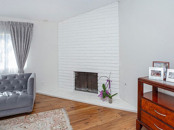 5th image of 8537 Wyngate St