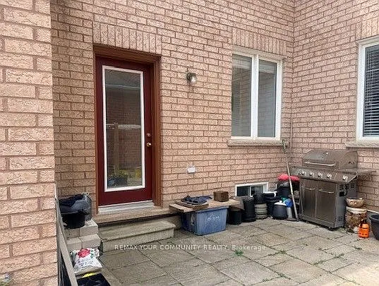 1 bed, $1,300 — Photo 4