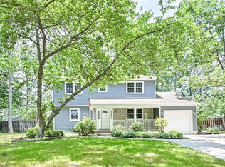 1100 Berry Dr, Egg Harbor Township, NJ 08234