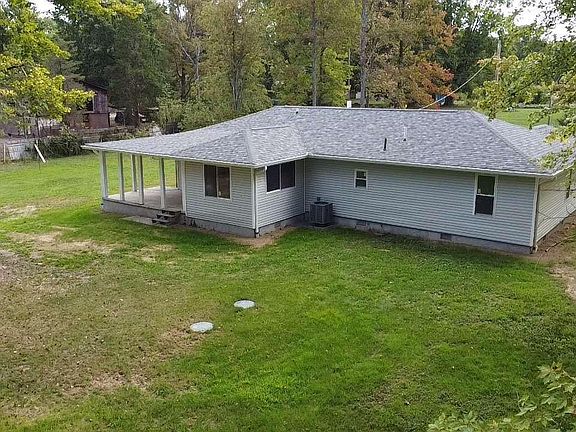 3rd image of 2813 S Bantam Rd