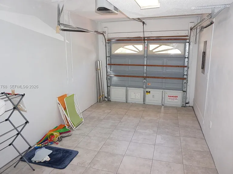 1057 SE 6th Ave — Photo 33