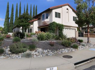 97 Crestview Ct, Duarte, CA 91010