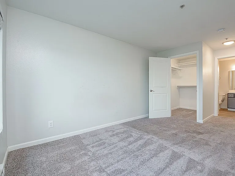 Northlink Apartments — Photo 87