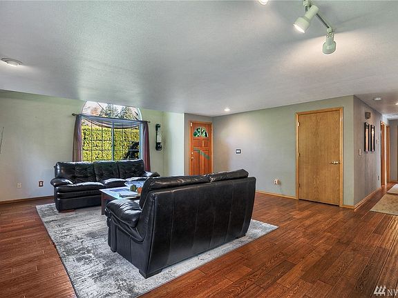 4th image of 12218 145th St E