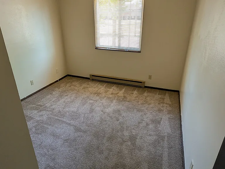8914 N 96th St #6 — Photo 6