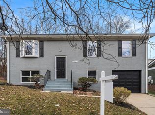 4801 Iverson Pl, Temple Hills, MD 20748