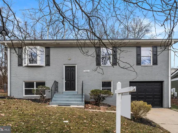 4801 Iverson Pl, Temple Hills, MD 20748