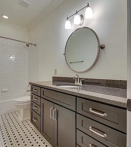 Upstairs Bathroom