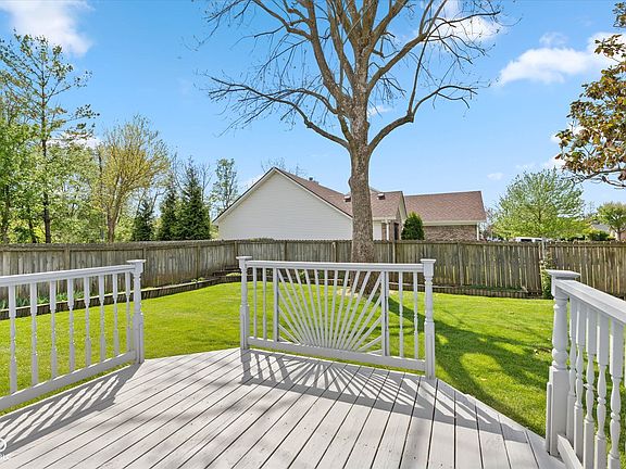 4th image of 1068 Mikes Way