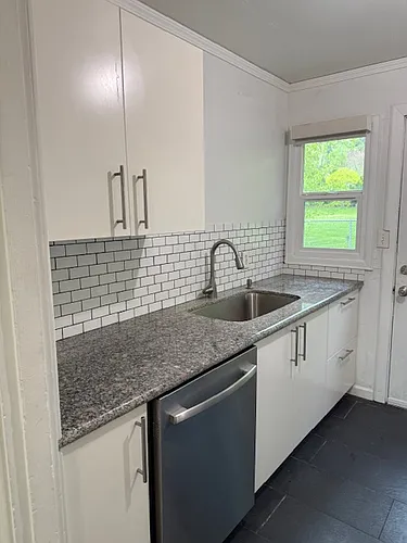3508 E Evergreen Blvd Photo 1