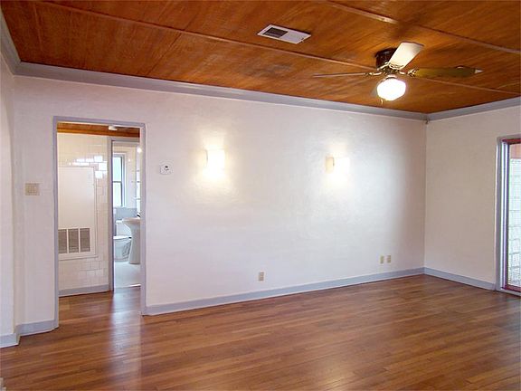 3rd image of 2214 McDuffie St