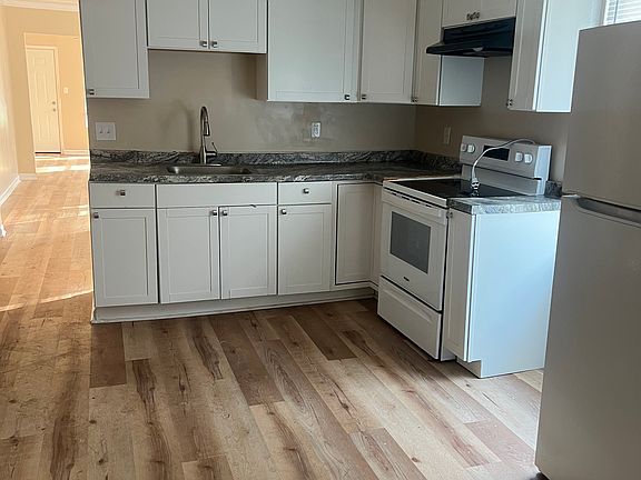 4th image of 1802 New Bern Ave