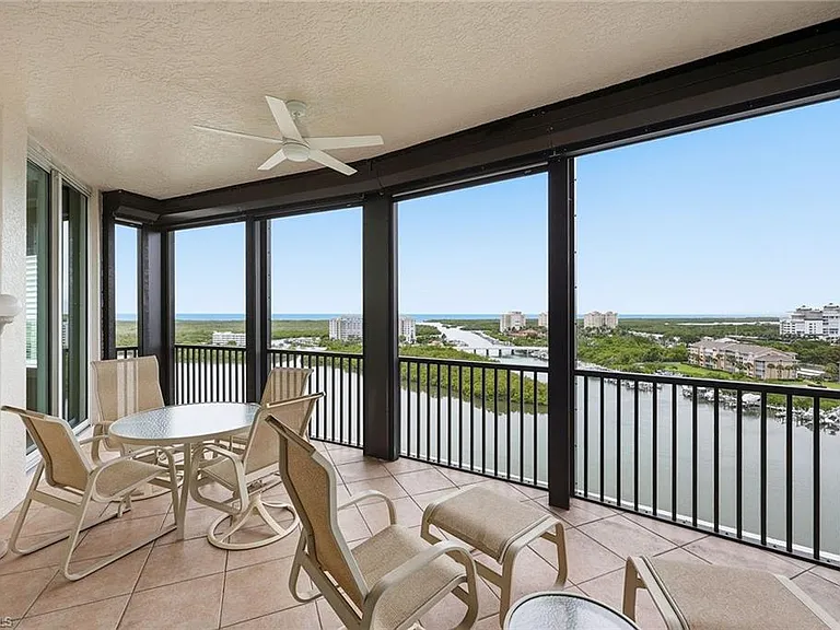 420 Cove Tower Dr #1404 — Photo 24