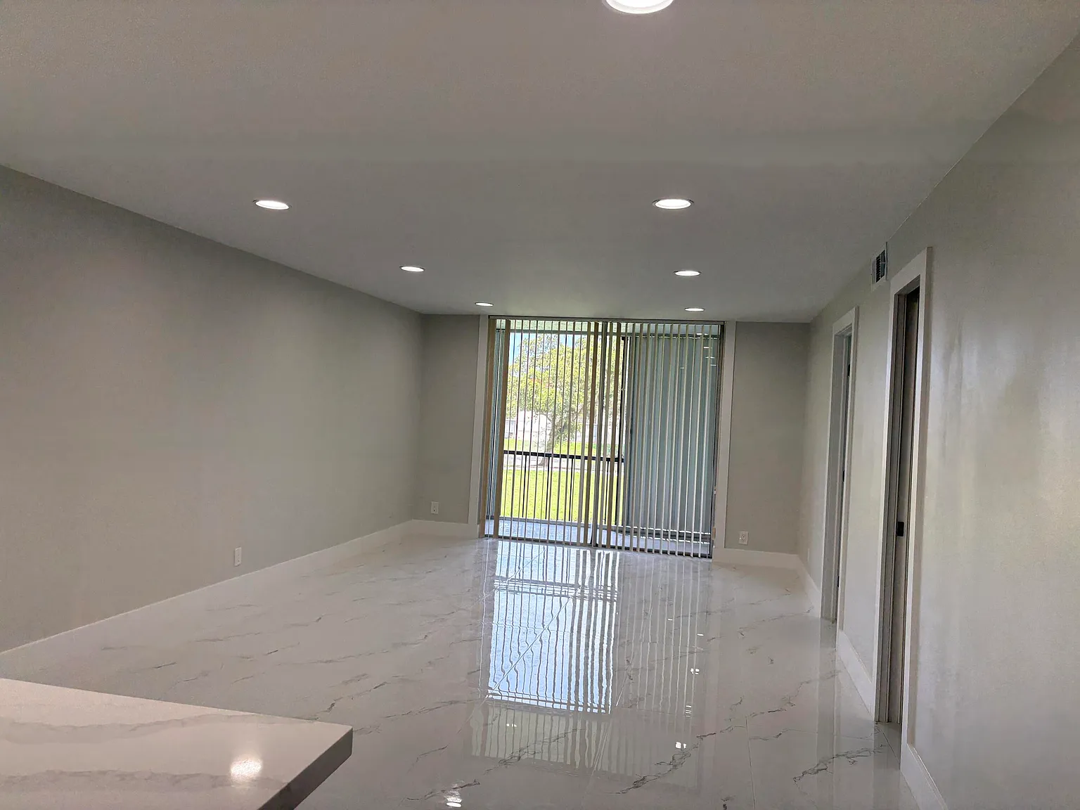 2 bed, 2.0 bath, 1170 sqft, $2,250 — Photo 4