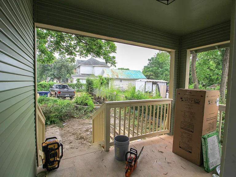 1138 Iowa St — Photo 13