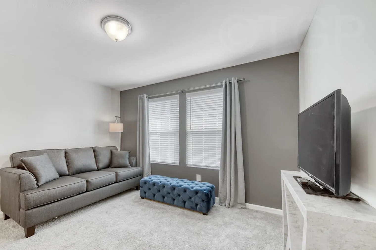 4 bed, 3.0 bath, 2669 sqft, $6,939 — Photo 2