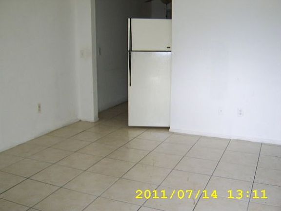 2nd image of 605 S Pine St