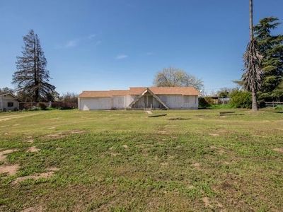 8233 S Elm Ave, Fresno, CA, 93706