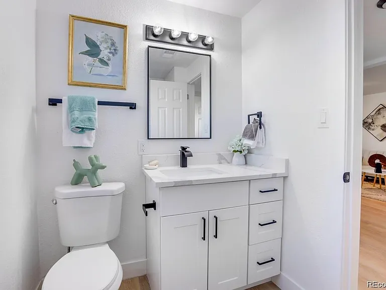5551 S Delaware St — Photo 14